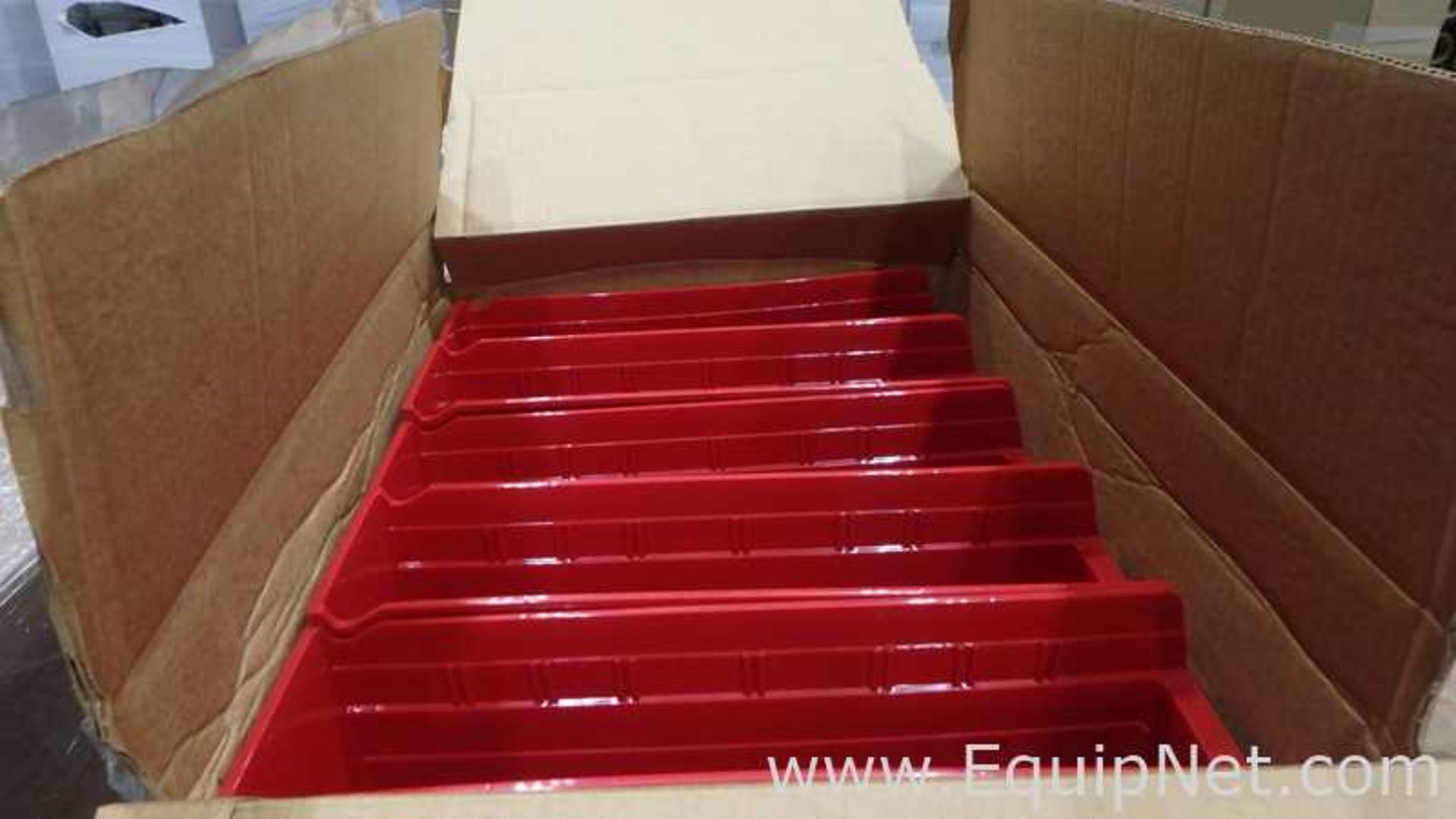 Lot of 5 Pallets Assorted Plastic Stackable Bins - Image 4 of 5