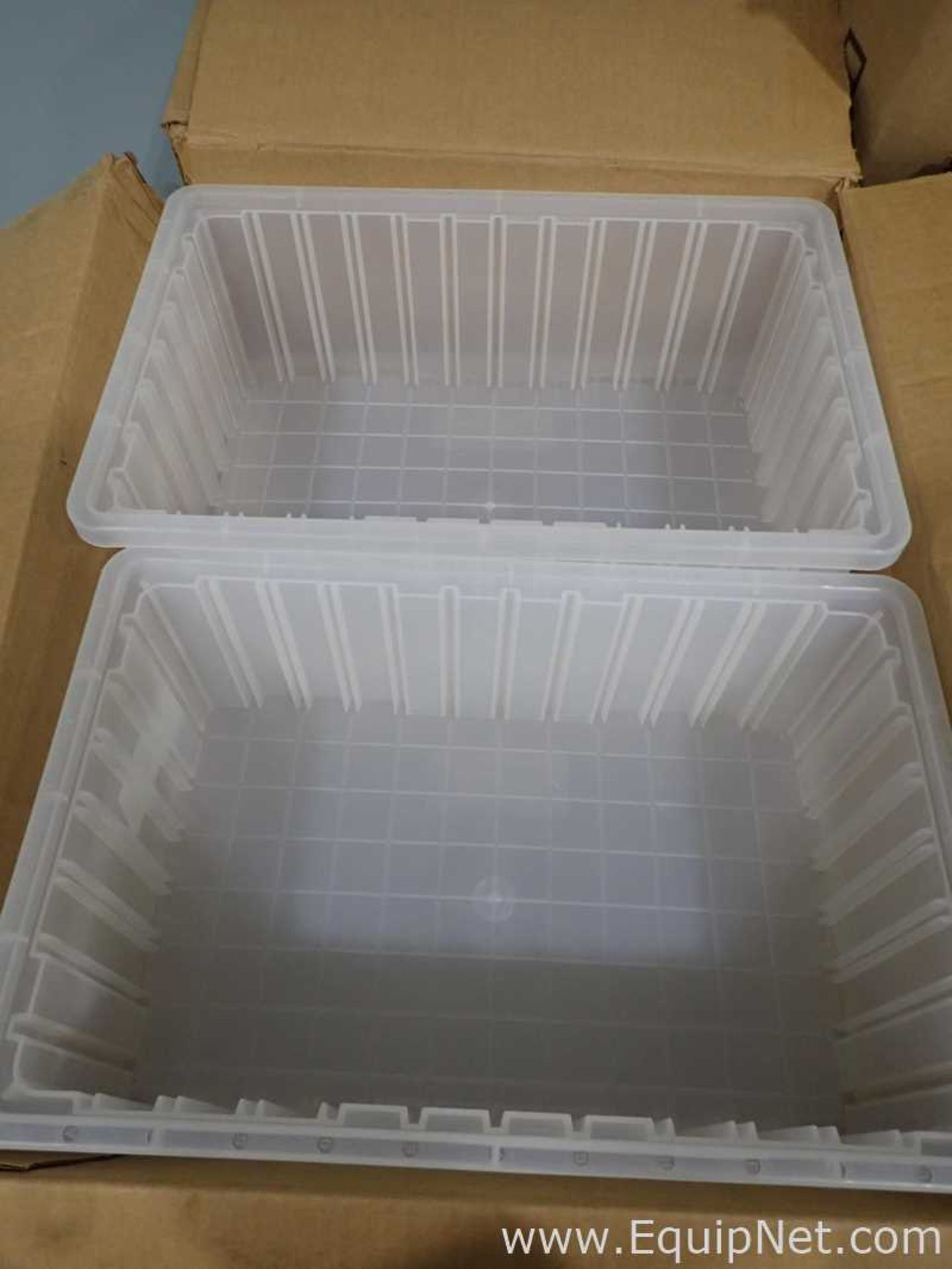 Lot of Approximately 55 Quantum Storage Systems DG92060CL Clear Dividable Grid Containers - Image 7 of 10