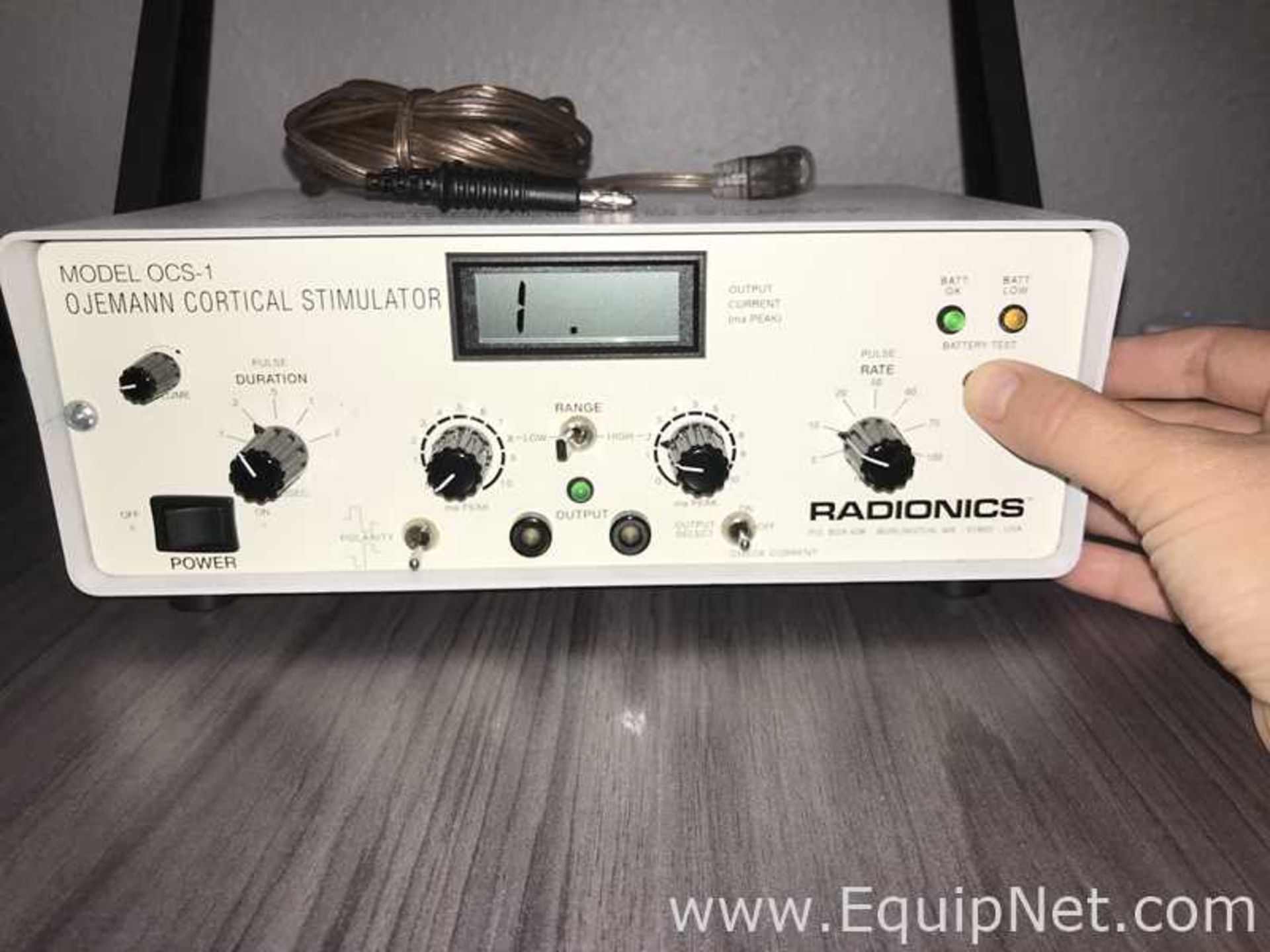 OJEMANN Cortical Stimulator Model OCS -1 Miscellanous Column - Image 4 of 13