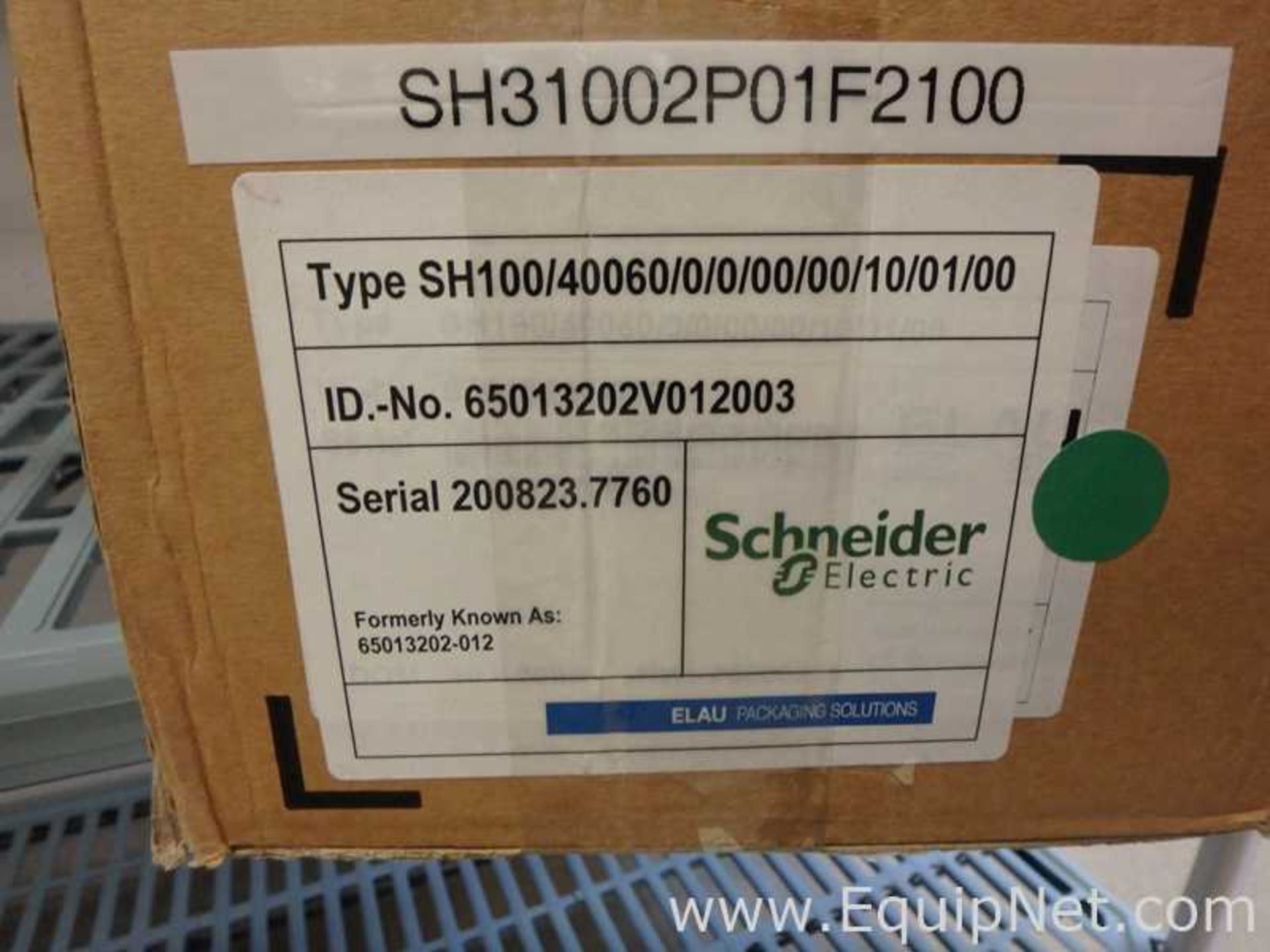 New Unused Schneider Electric SH31002P01F2100 Servo Motor - Image 4 of 4