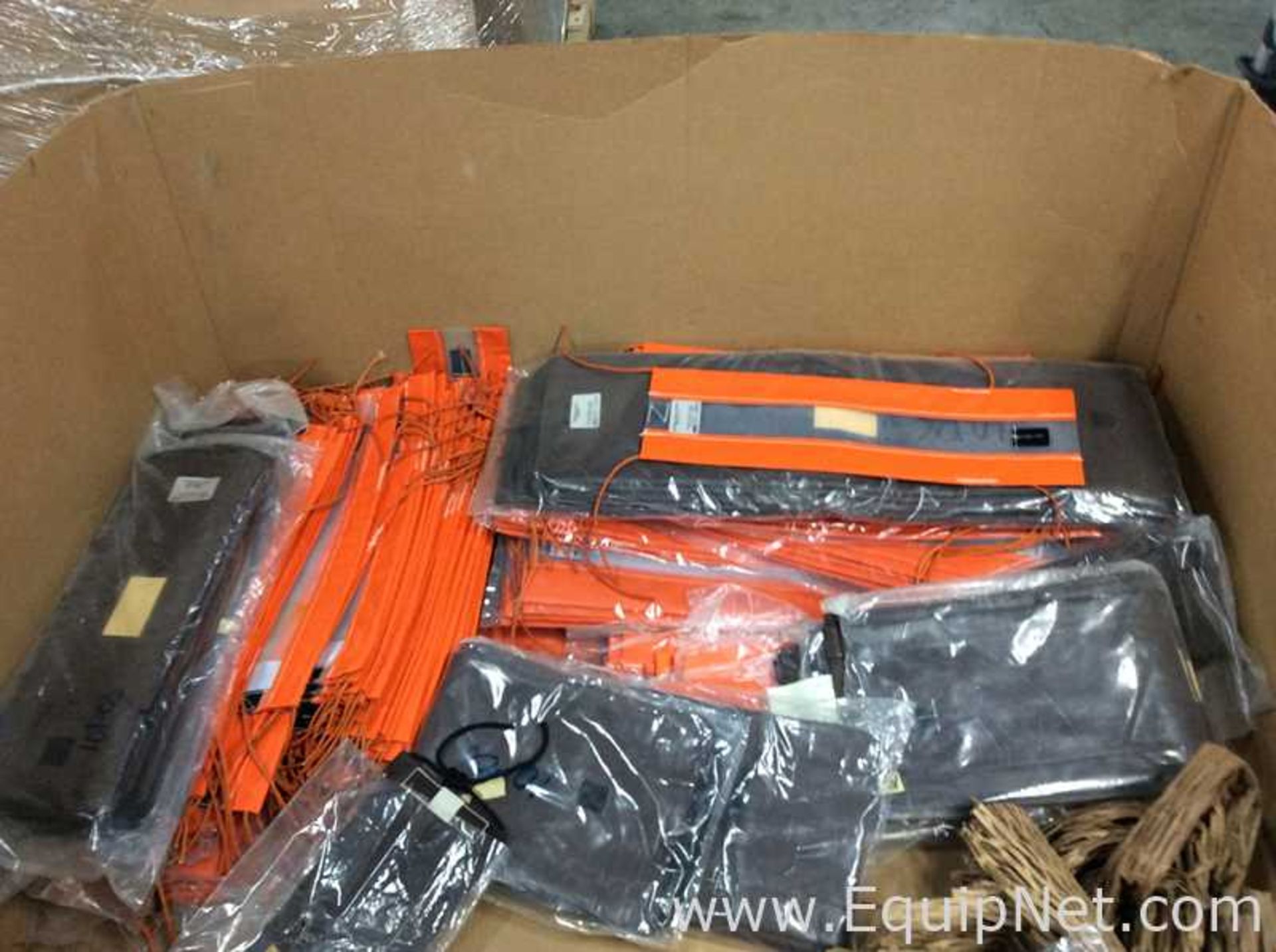 Pallet of Pipe Joint Safety Shields and Brisk Heat Tote Tank Insulator - Image 9 of 9