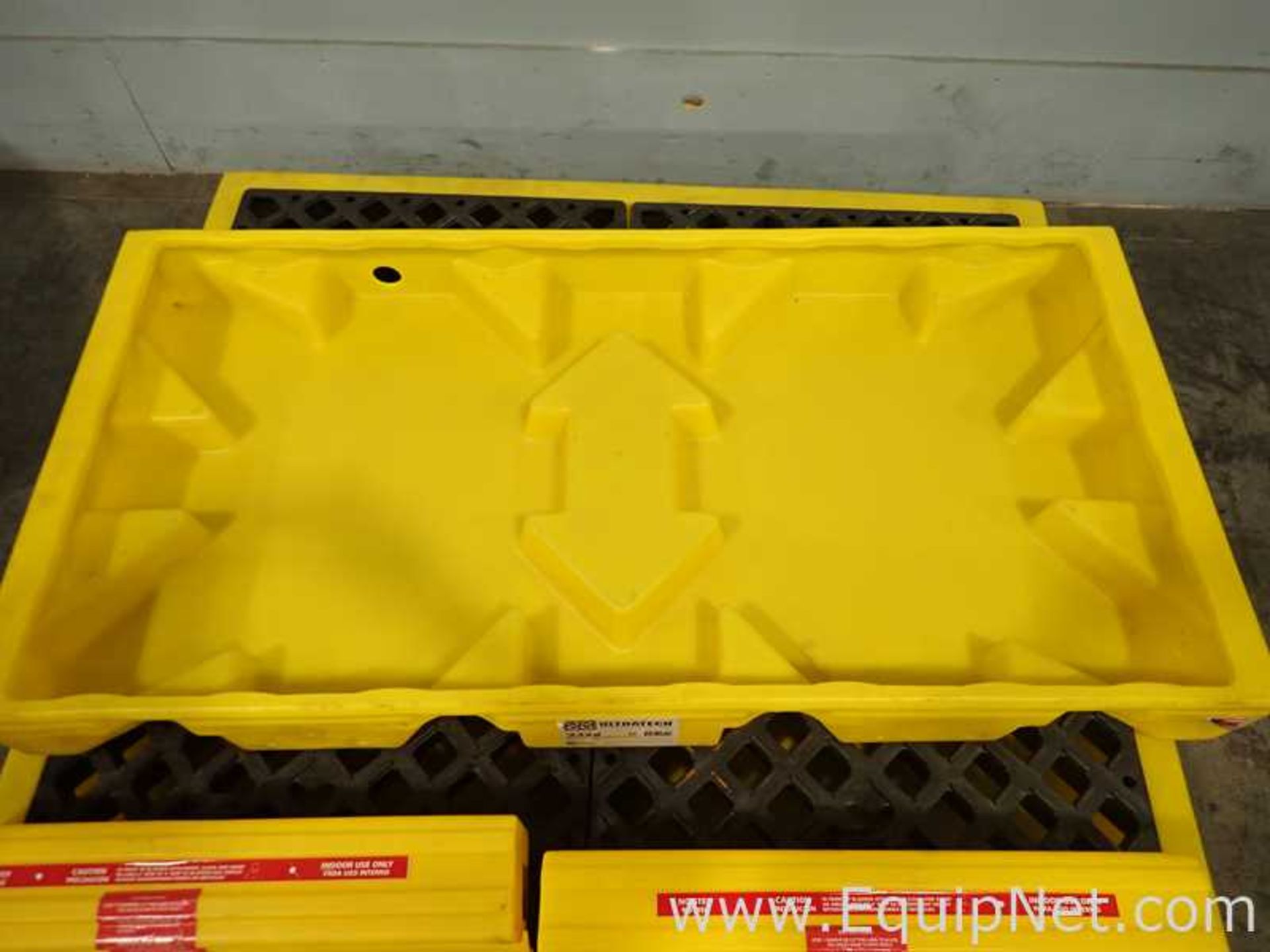 Ultratech 2330 4-Drum and 2329 2-Drum Spill Pallets - Image 3 of 7