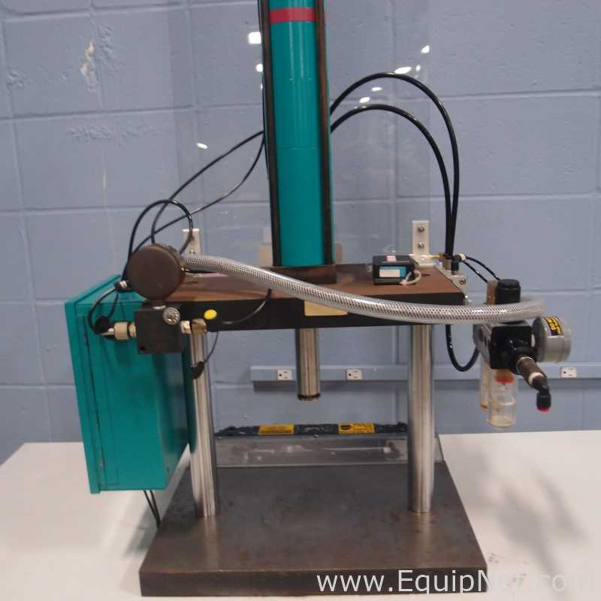 Pressotechnik LTD MB-4 Hydraulic Press - Image 8 of 27