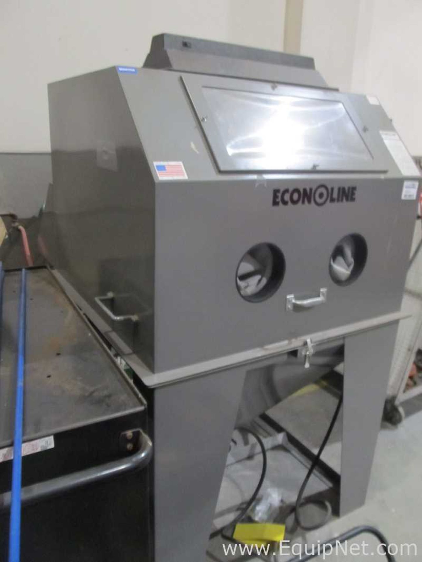 EconOline Sand Blasting Cabinet - Image 3 of 5