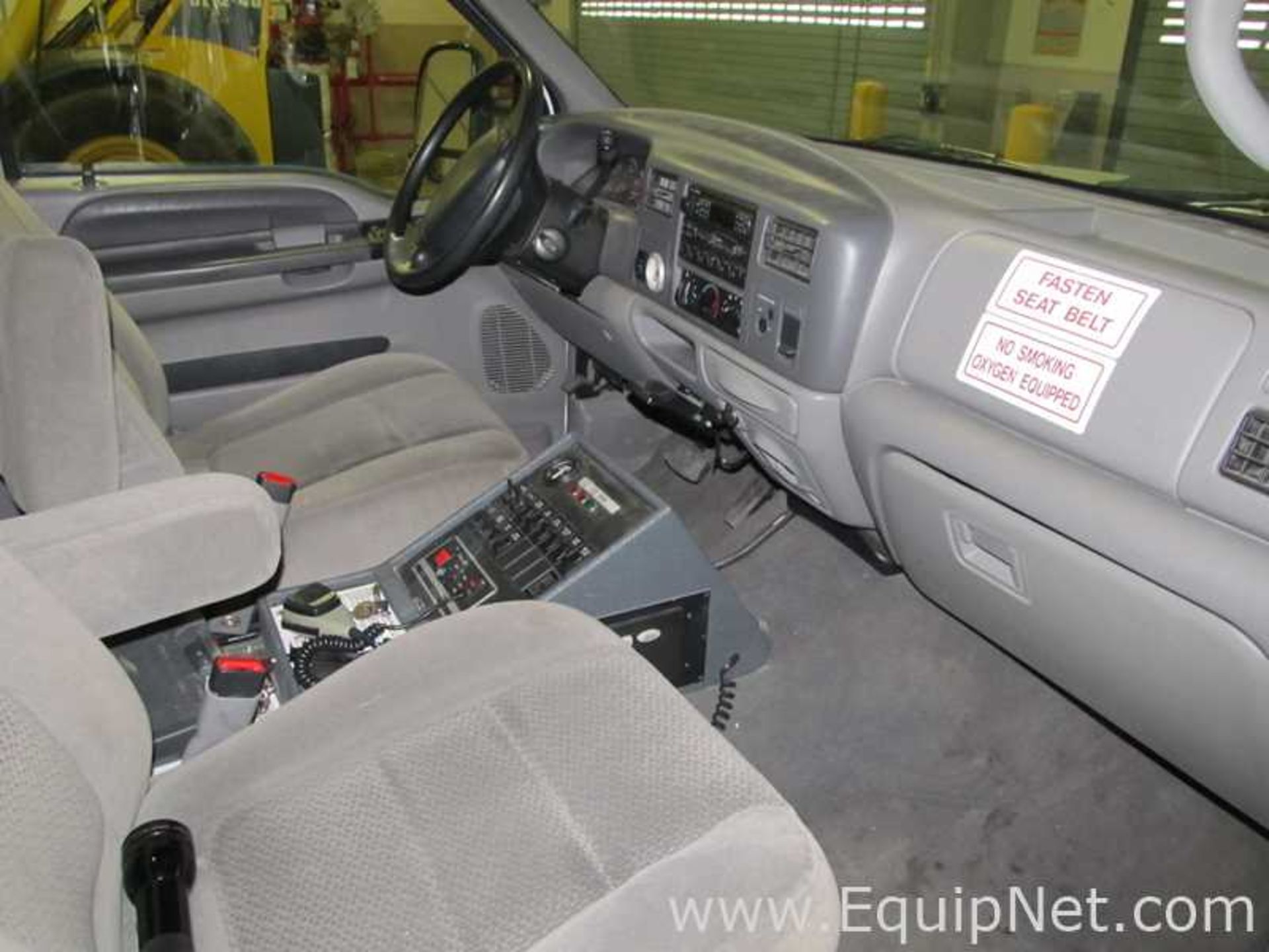 2000 Ford Wheeled Coach Ambulance - Image 3 of 11