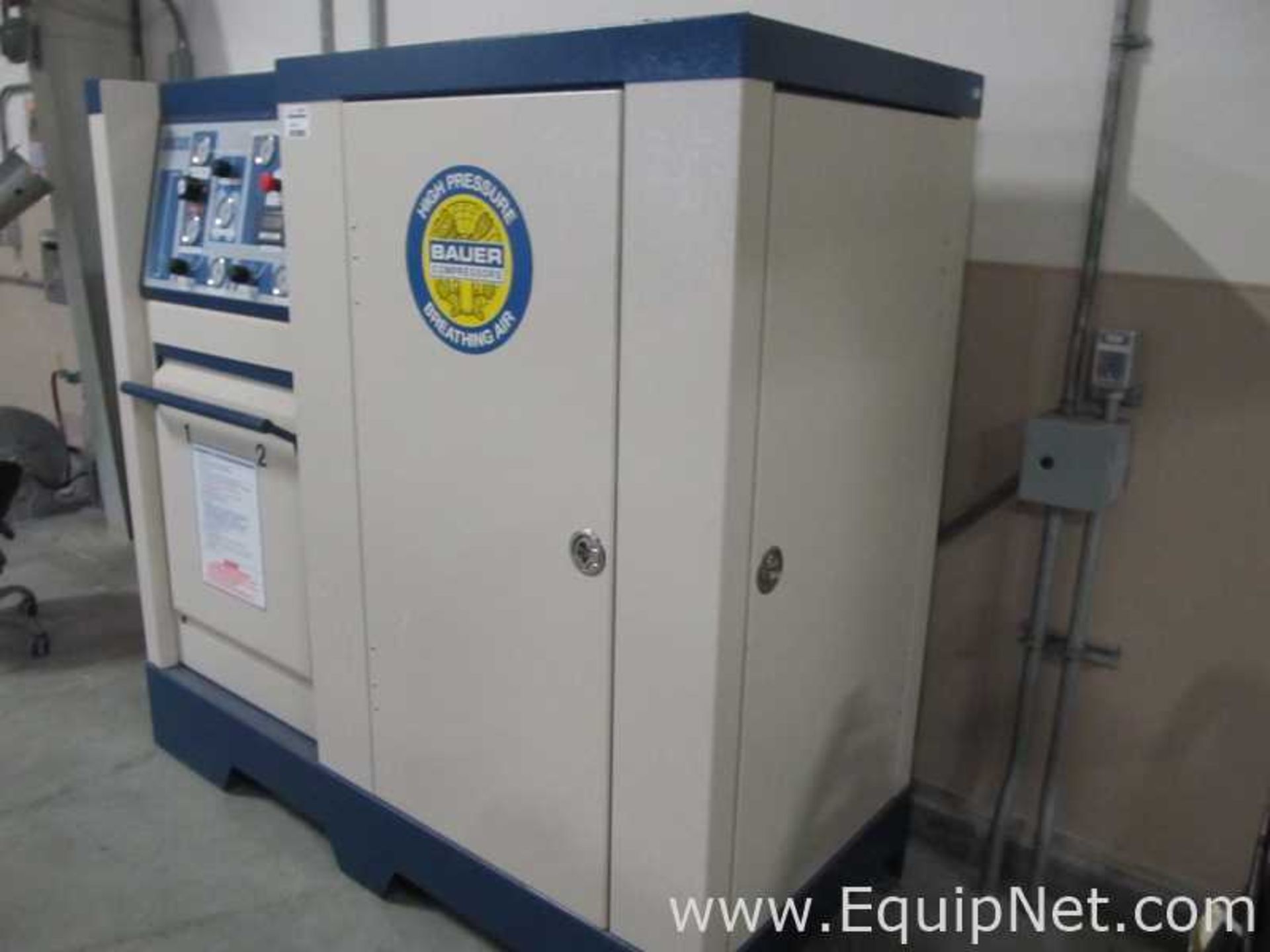 Bauer Compressors Mini Unicus MU10 High Pressure Breathing Air Compressor - Image 5 of 6