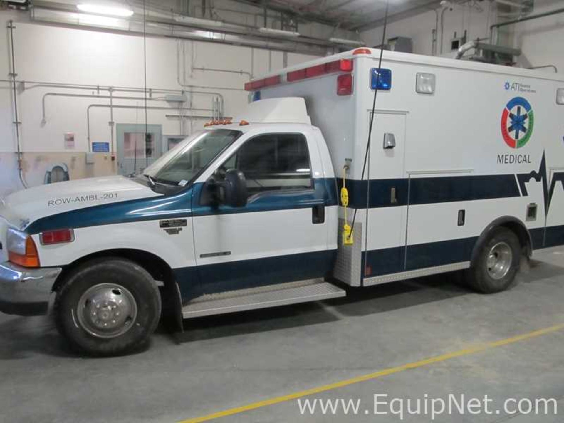 2000 Ford Wheeled Coach Ambulance