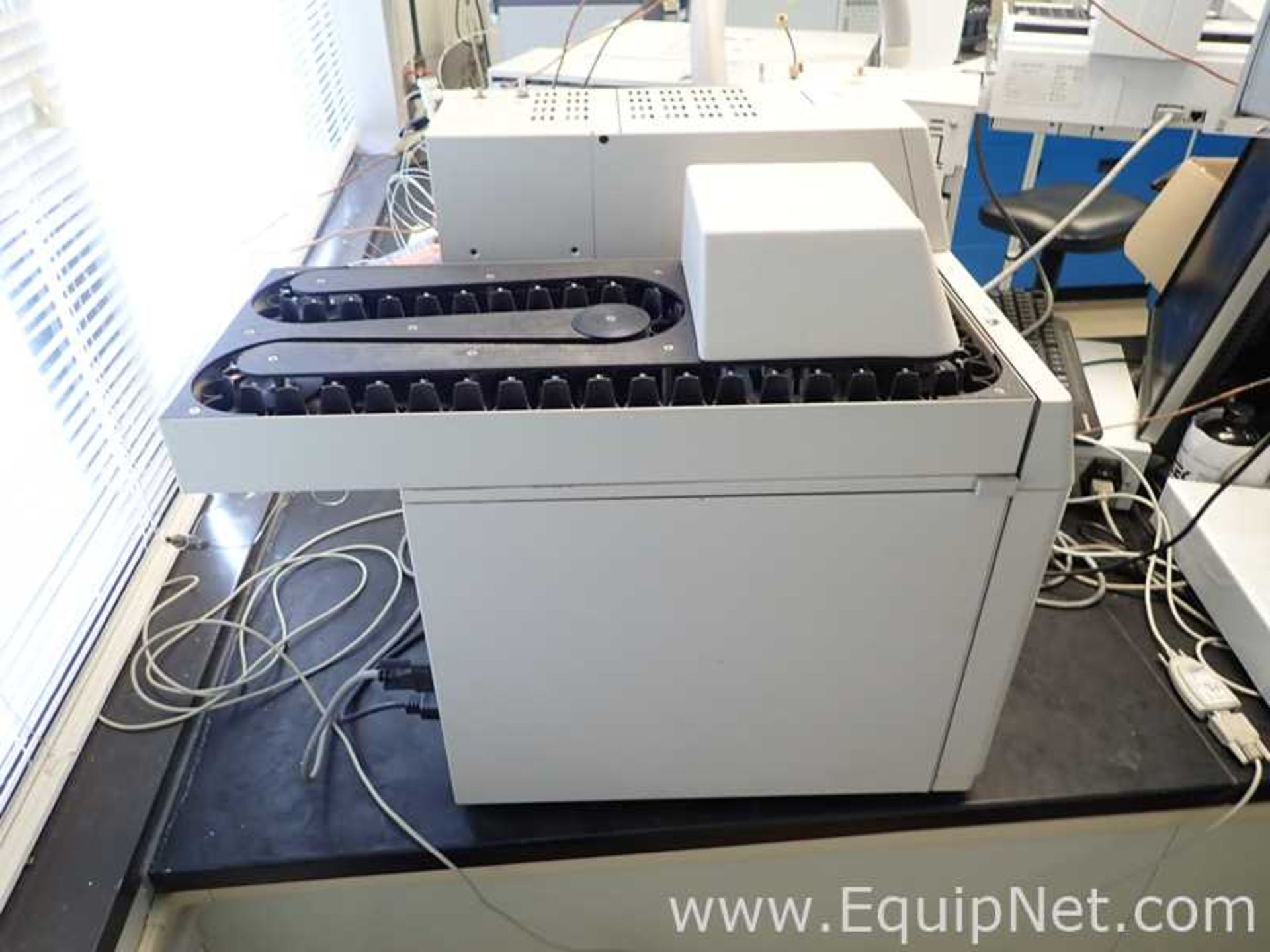 Agilent Technologies 6890 GC with 7693 AS, G4513A Injector, and G1888 Headspace Autosampler - Image 8 of 12