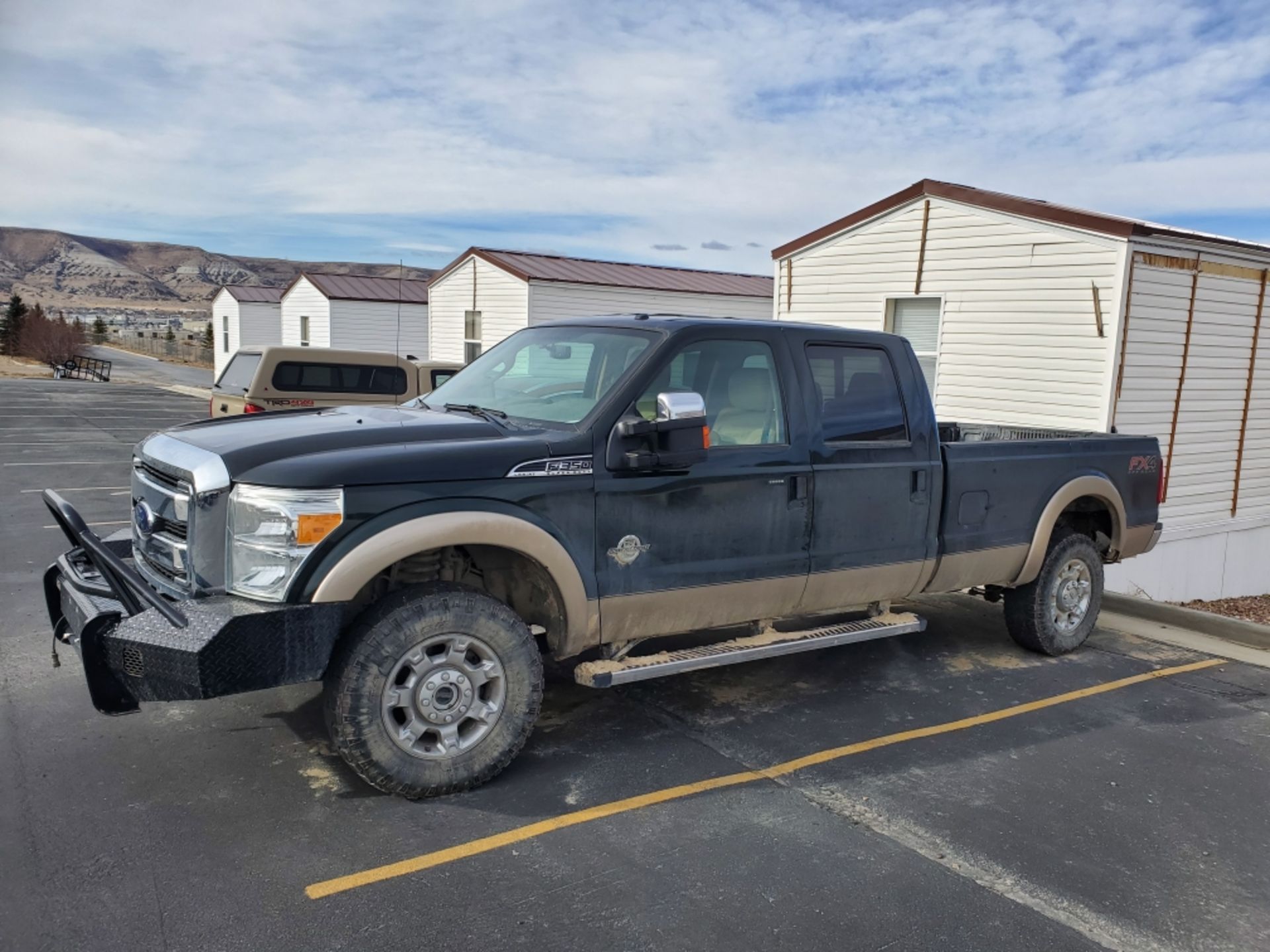 2013 Ford F350 Super Duty Diesel (there is a hole in one of the pistons)