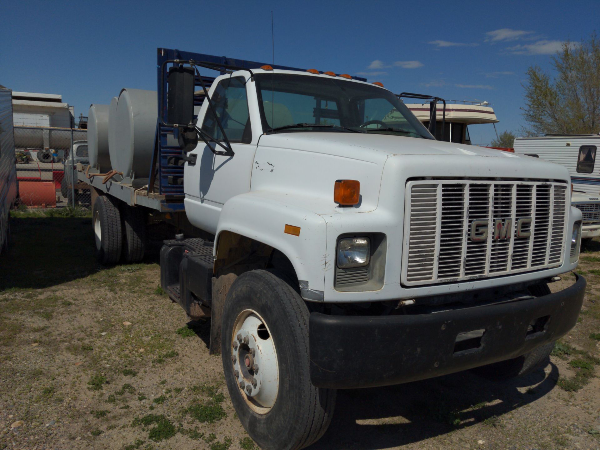 1994 GMC flatbed truck - Image 6 of 6