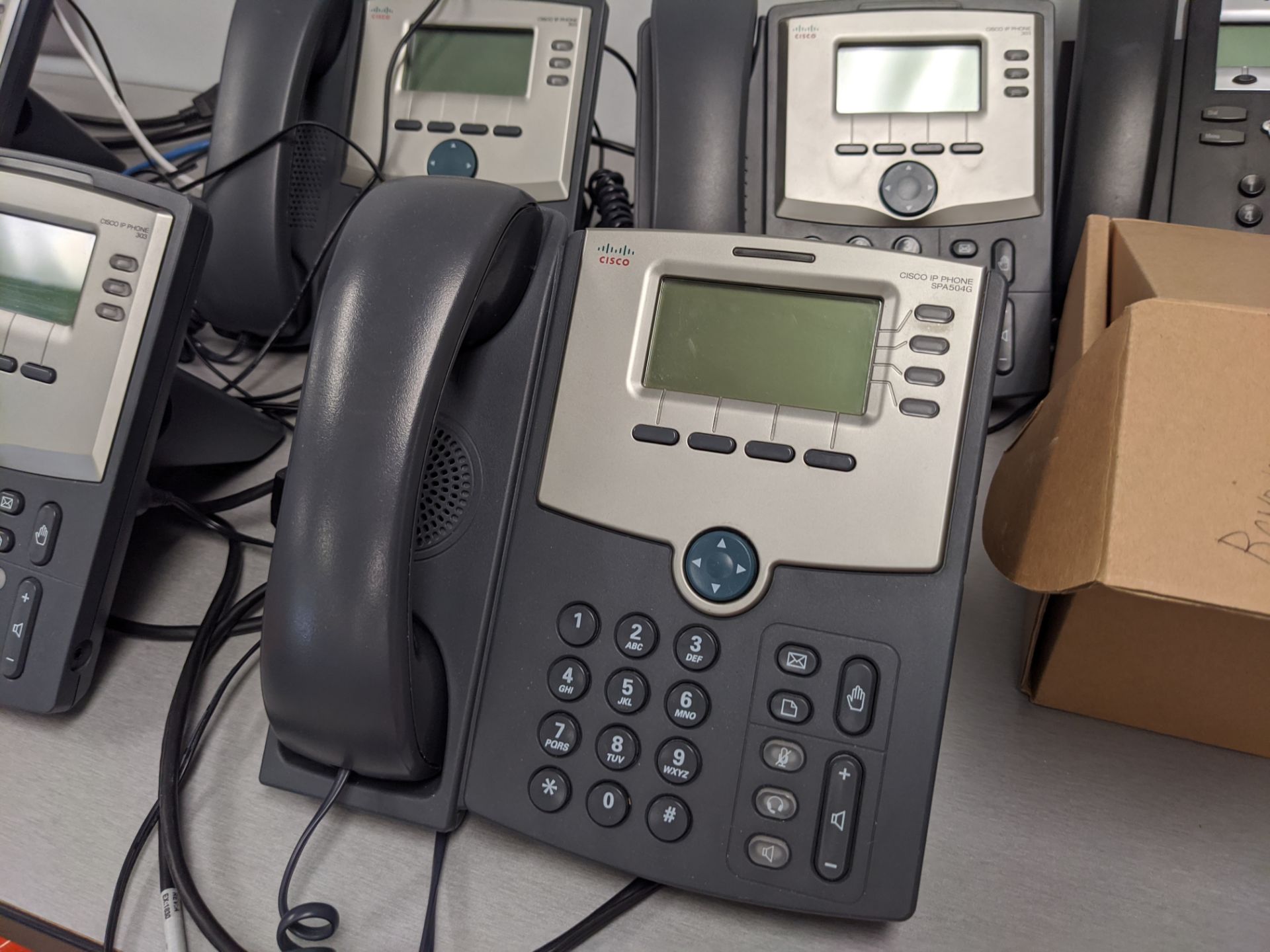 Cisco and polycom phones - Image 4 of 4