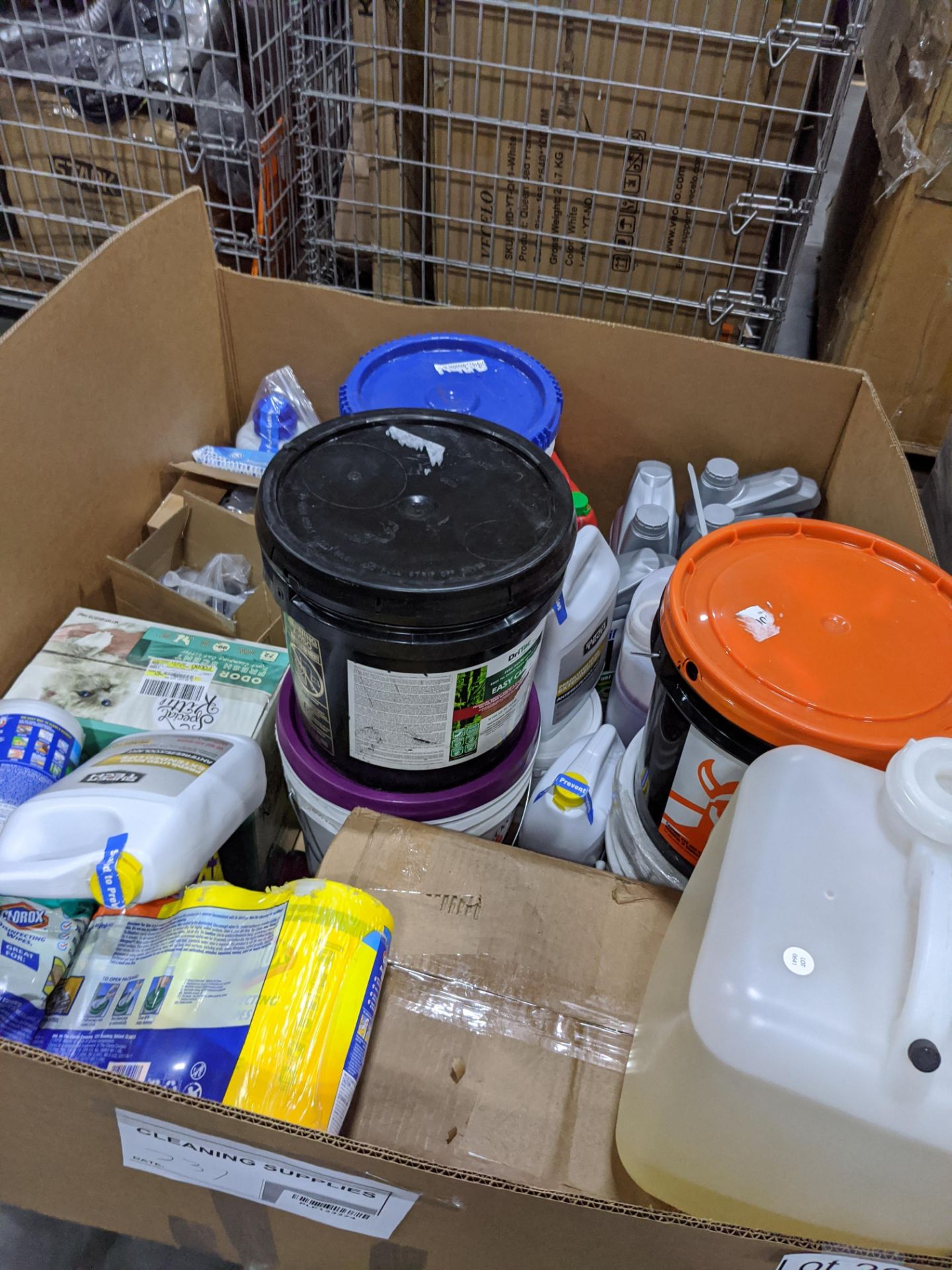 Cleaning supplies - Image 2 of 2