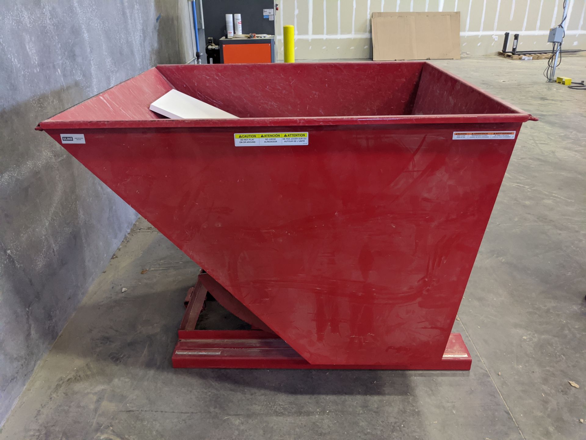 Forklift Dump Bin - Image 4 of 4