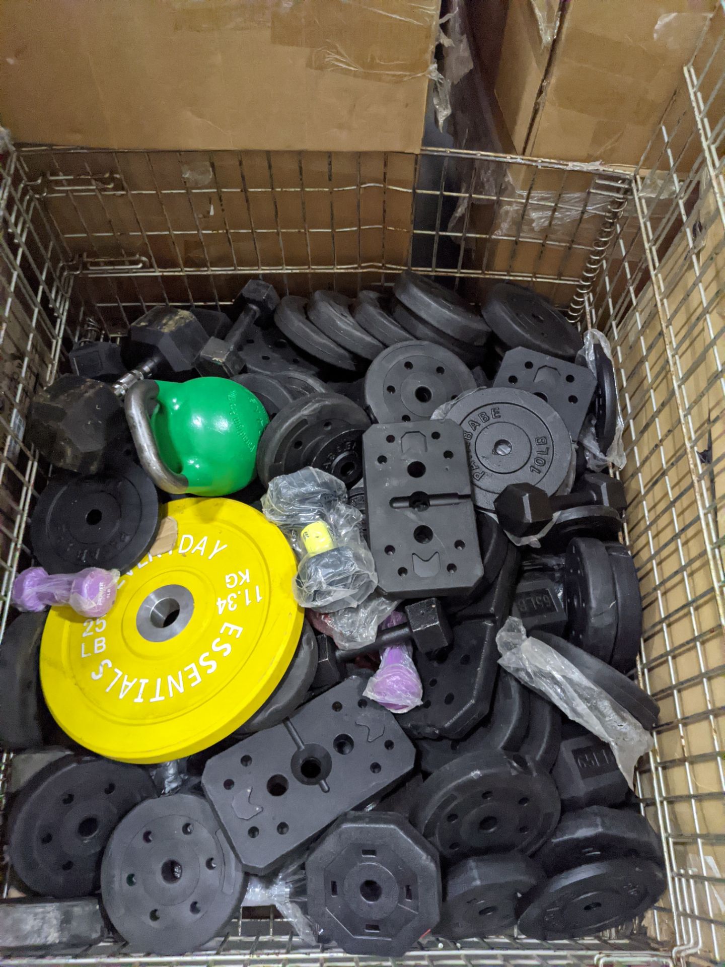 Wire Bin of Weights - Image 2 of 2