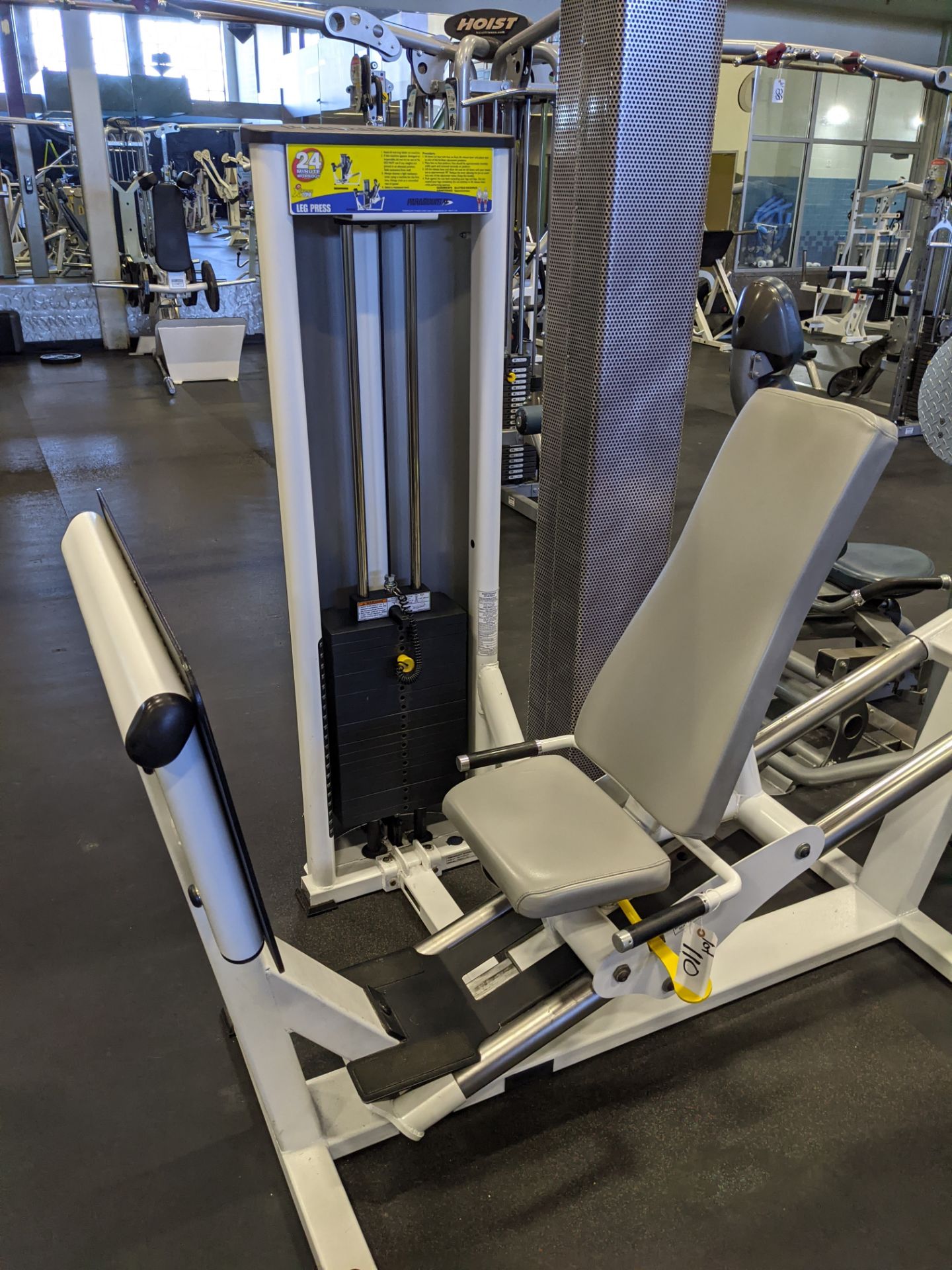 Leg Press - Image 2 of 3