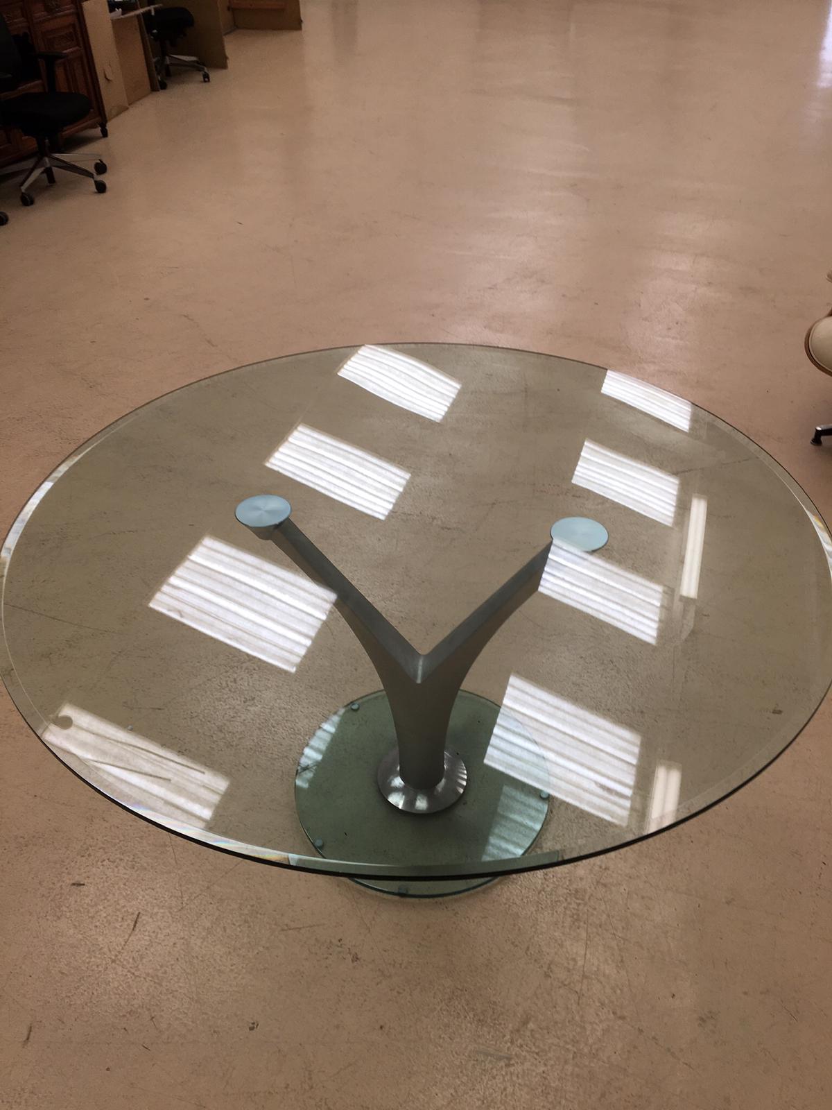 Rolf Benz glass table on chrome V stand