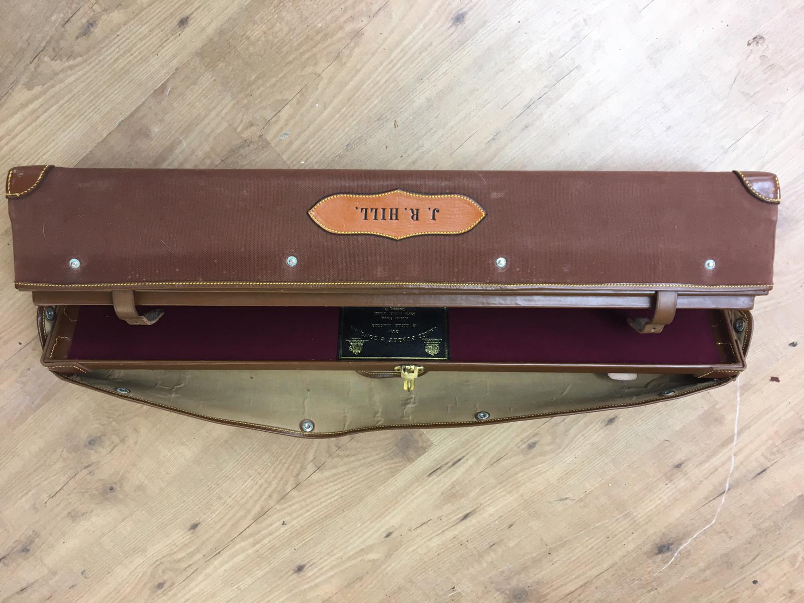 Best English quality leather shotgun case with James Purdey and sons label,in outer cover, will taje