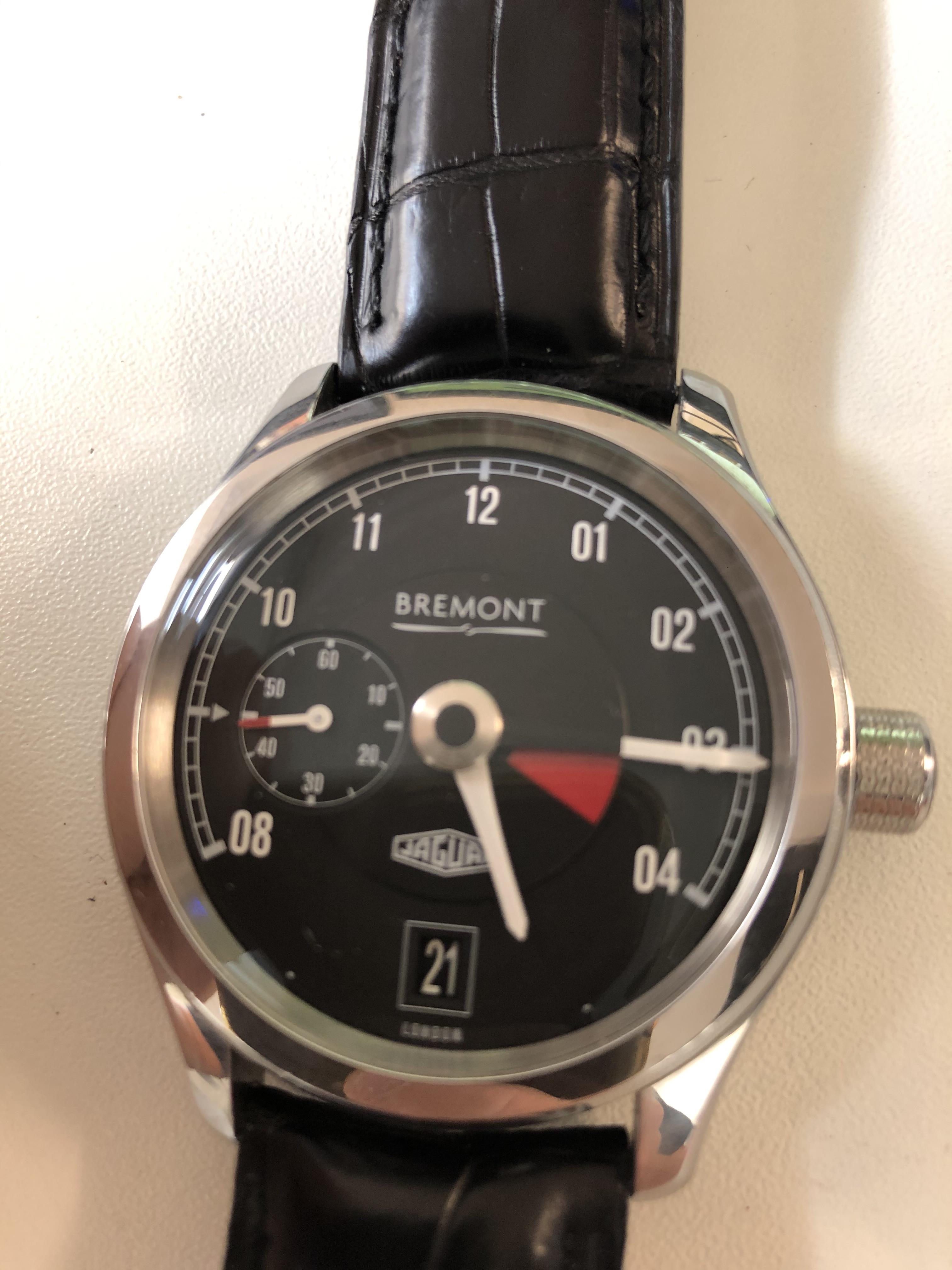 Bremont Watch Jaguar E-Type BJ-I/BK/R. This exquisite Bremont Jaguar E-Type MKI watch showcases - Image 3 of 5
