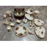 Qty Royal Albert Country Roses items.