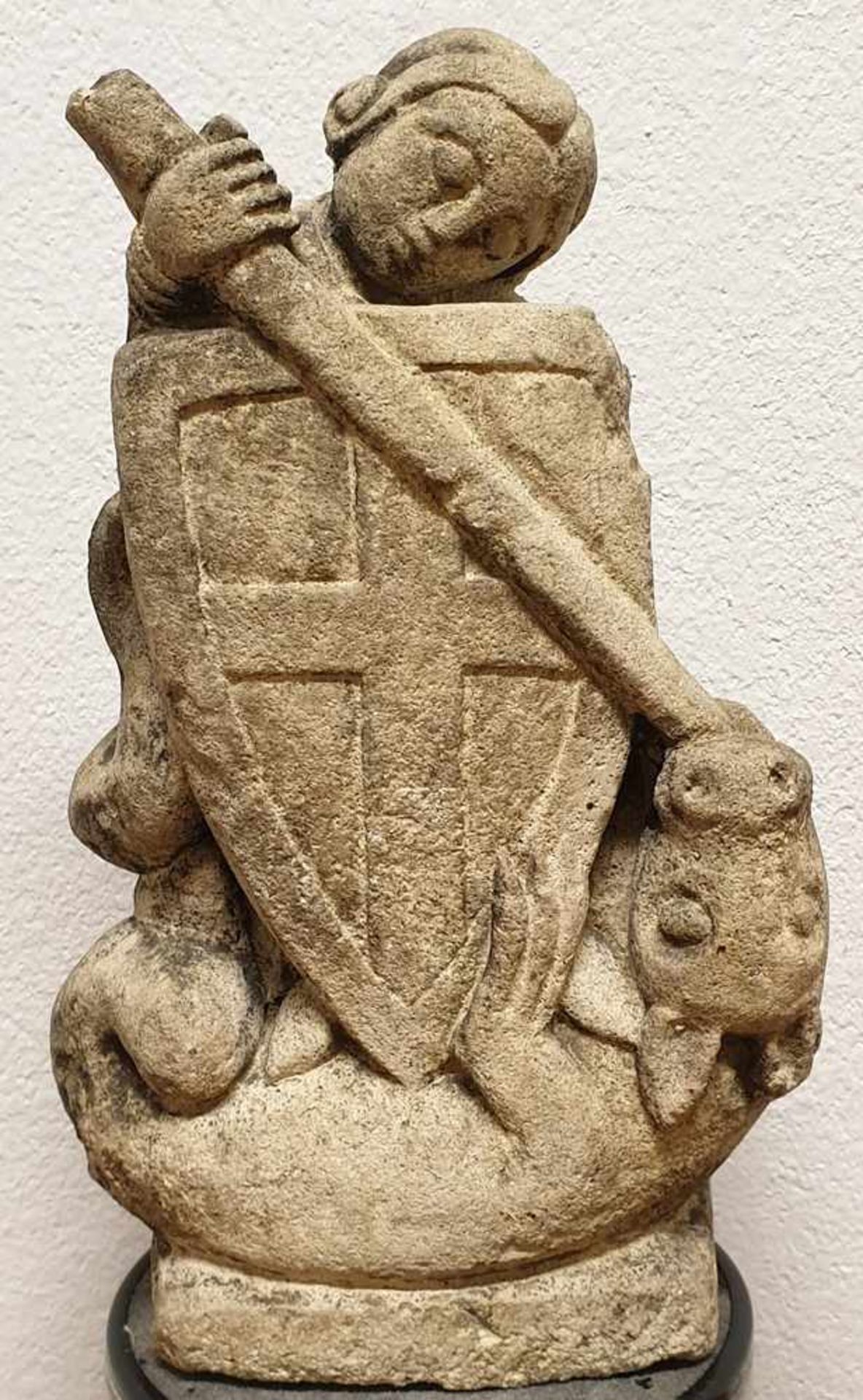 Sandsteinfigur , Heiliger Georg , 15./16. Jahrhundert, Größe: ca. 19x11cm , Gewicht: 1350g ,