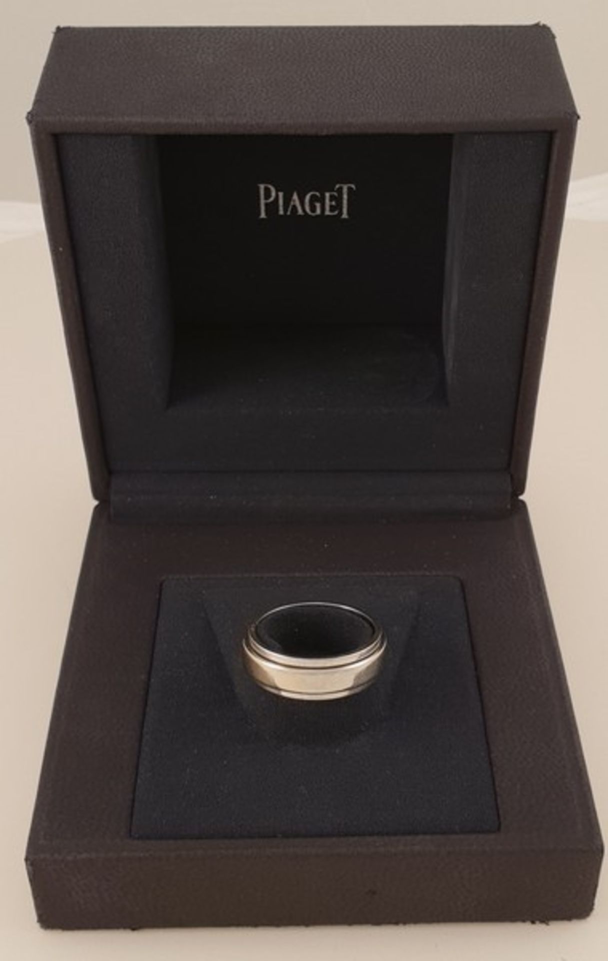 Piagetr Ring ,