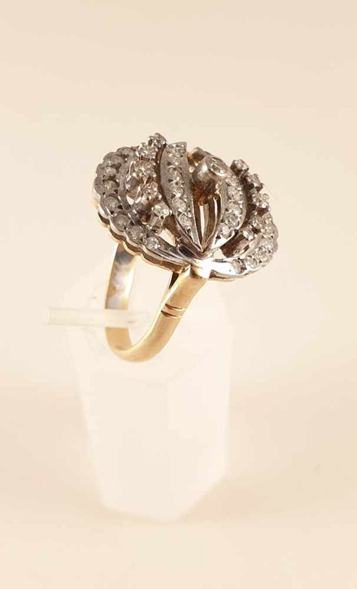 Art Deco Diamant Ring, zus.ca. 1ct , Gold 750 , Dm: 20x18mm , RW60 , Gewicht: 7,5g - Bild 3 aus 3