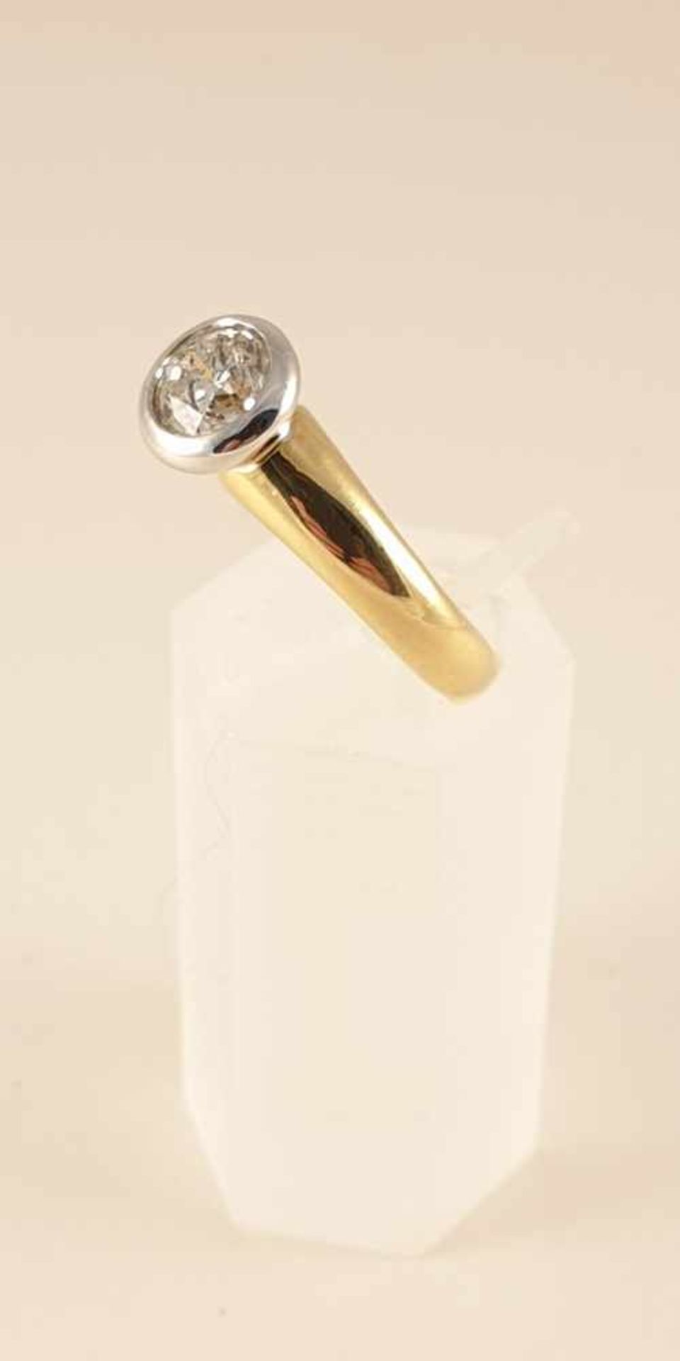 Diamant Solitär Ring, Diamant 1ct. Gold 750 , RW63 , Gewicht: 6,6g , Guter Farb- niedriger - Bild 2 aus 4