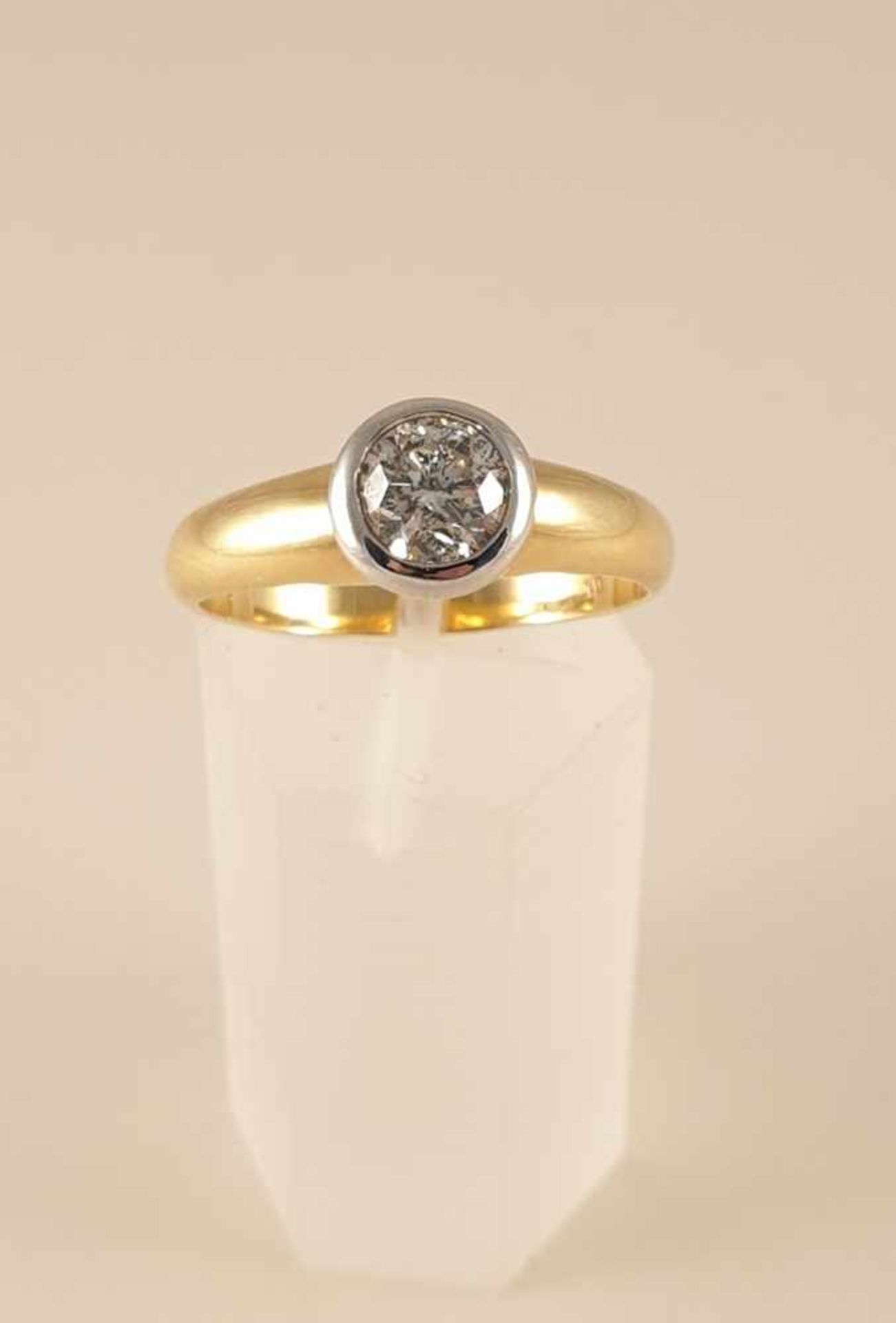 Diamant Solitär Ring, Diamant 1ct. Gold 750 , RW63 , Gewicht: 6,6g , Guter Farb- niedriger