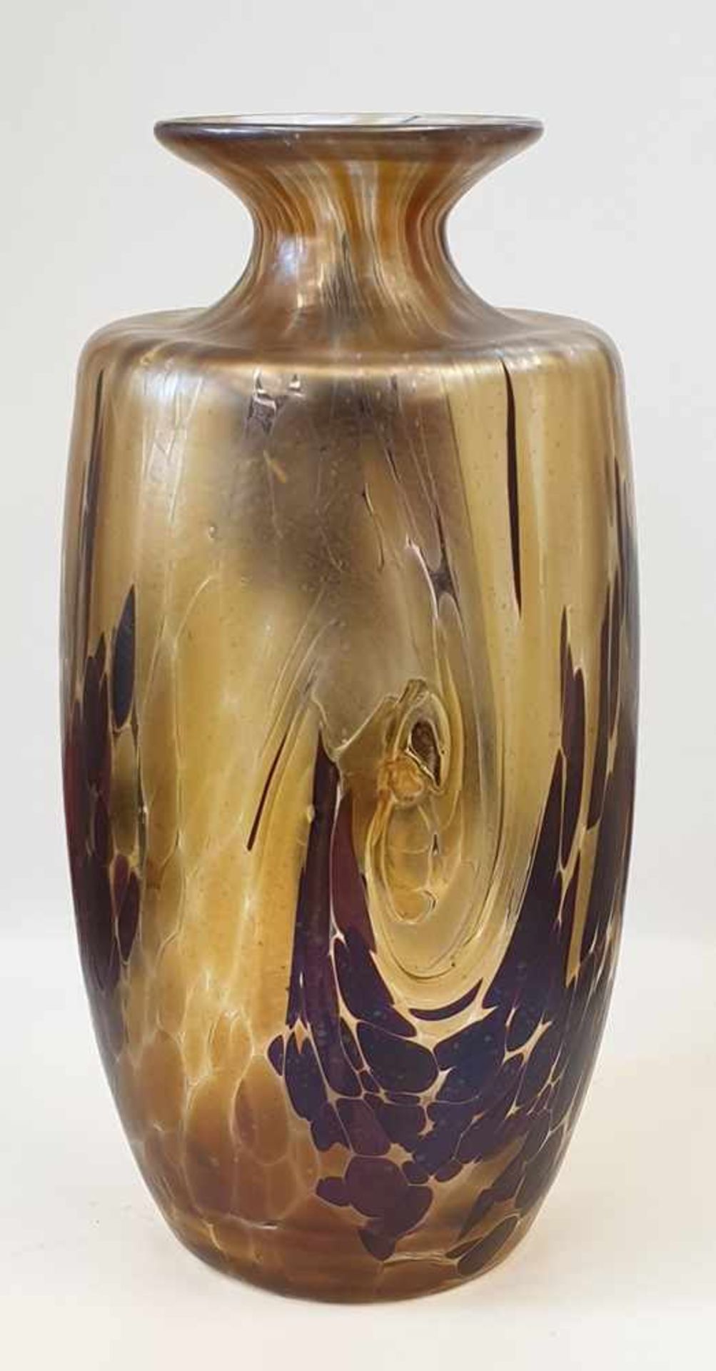 Jugendsti Vase, Glas um 1900 , Höhe: ca. 26cm , am Boden signiert,