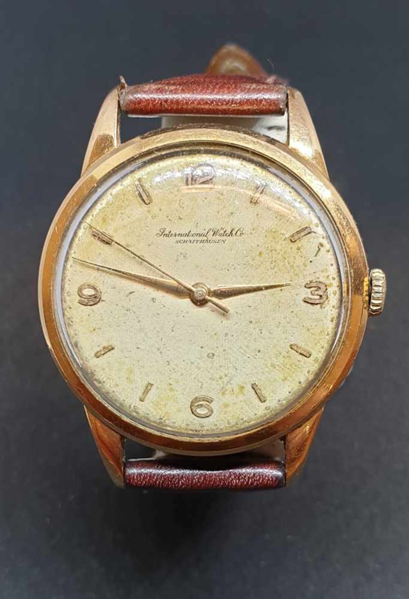 IWC Armbanduhr , 18k Gold, Handaufzug , Kaliber 89 , Gehäusedurchmesser 36mm, Lederarmband mit