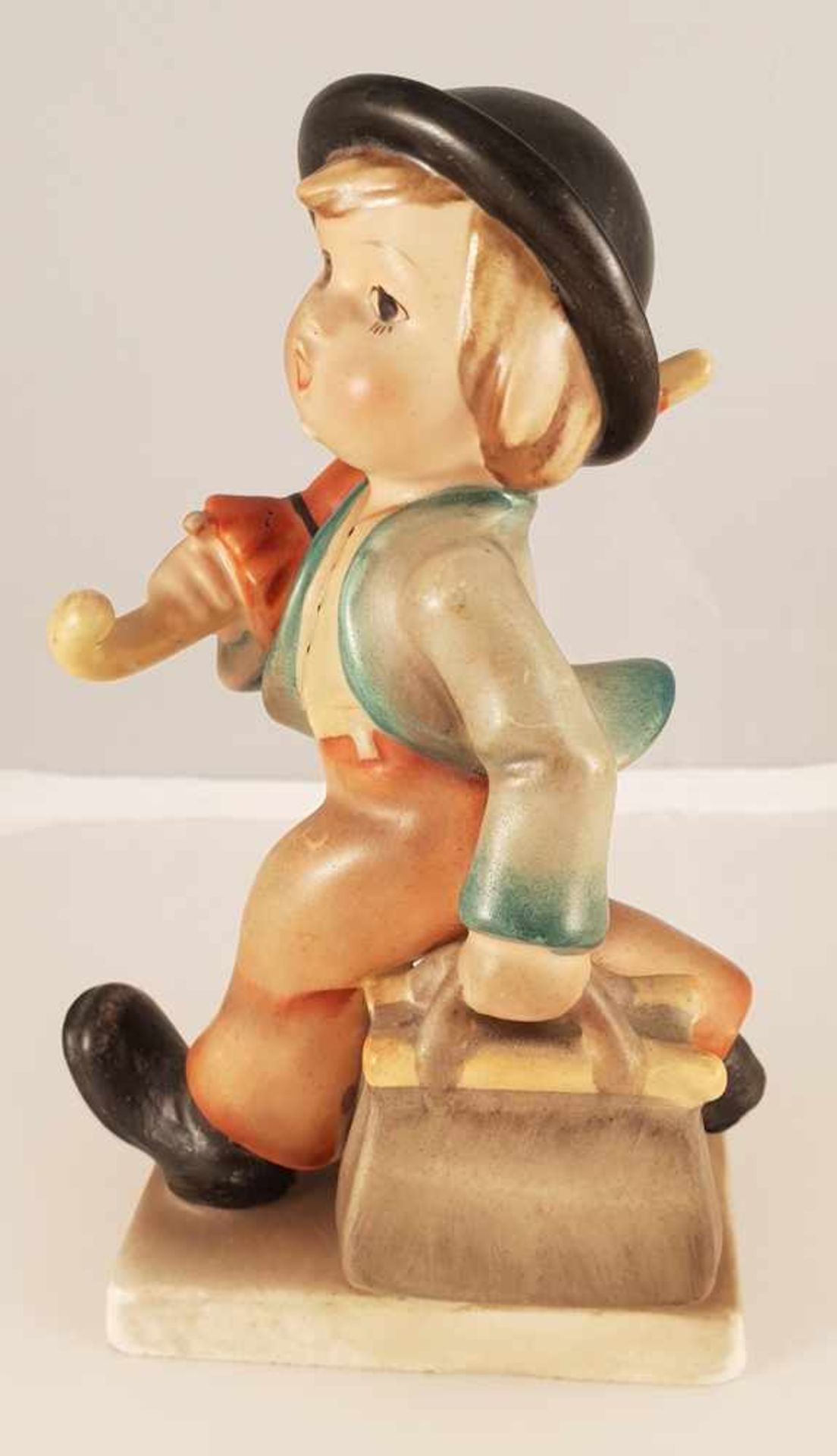 Alte Hummel Figur , Wanderbursche mit Schirm 13 cm