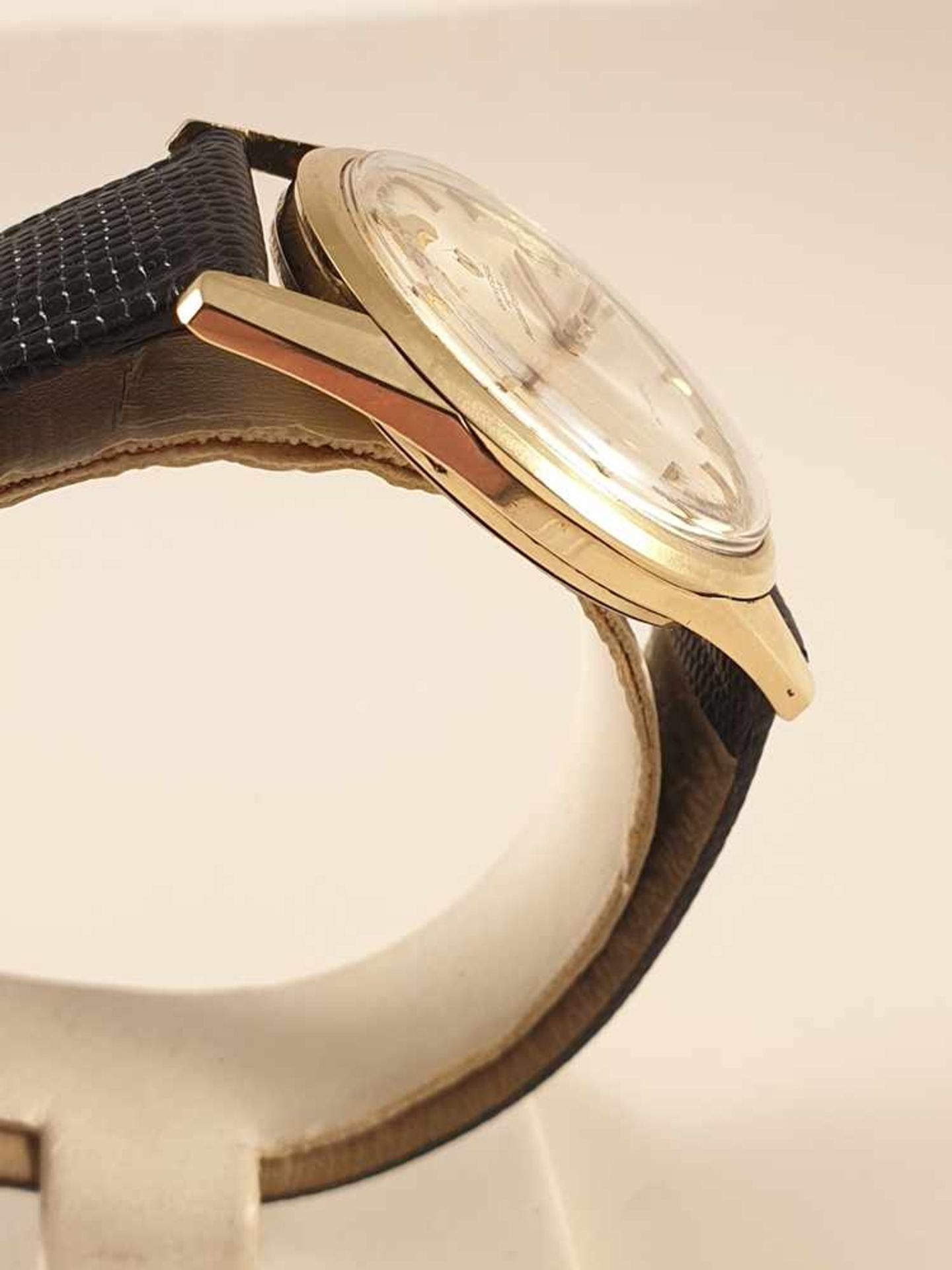 Universal Geneve , Polerouter Date , Herrenarmbanduhr , 18K Gold, . mechanisch Automatic , Cal: - Image 3 of 5