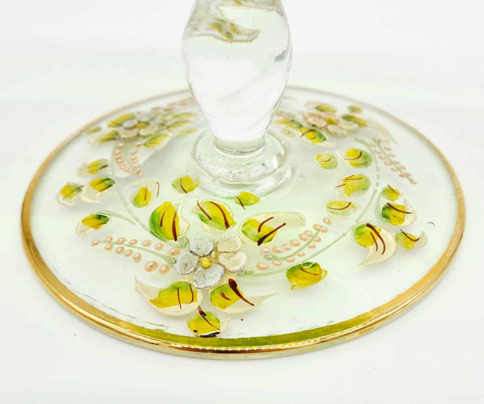 Konvekt Schale , Glas , um 19.Jhd, Boden Florar bemalt, Höhe: 18,5cm , Durchmesser: 12,5cm ,</ - Image 2 of 3