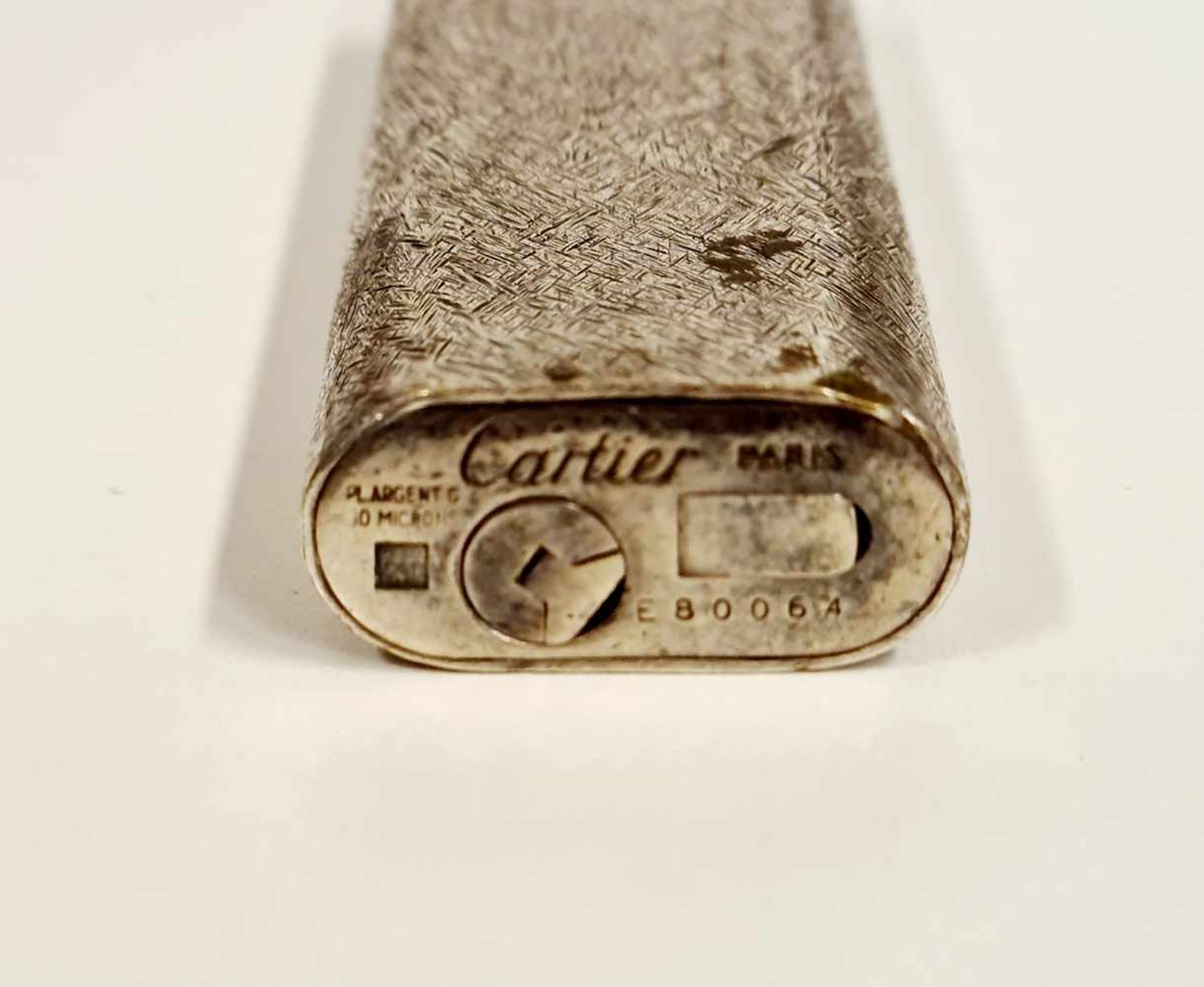 Cartier Paris, Feuerzeug,versilbert, Seriennummer: E80064 , Funktionstüchtig, keine Gewähr auf - Image 2 of 2
