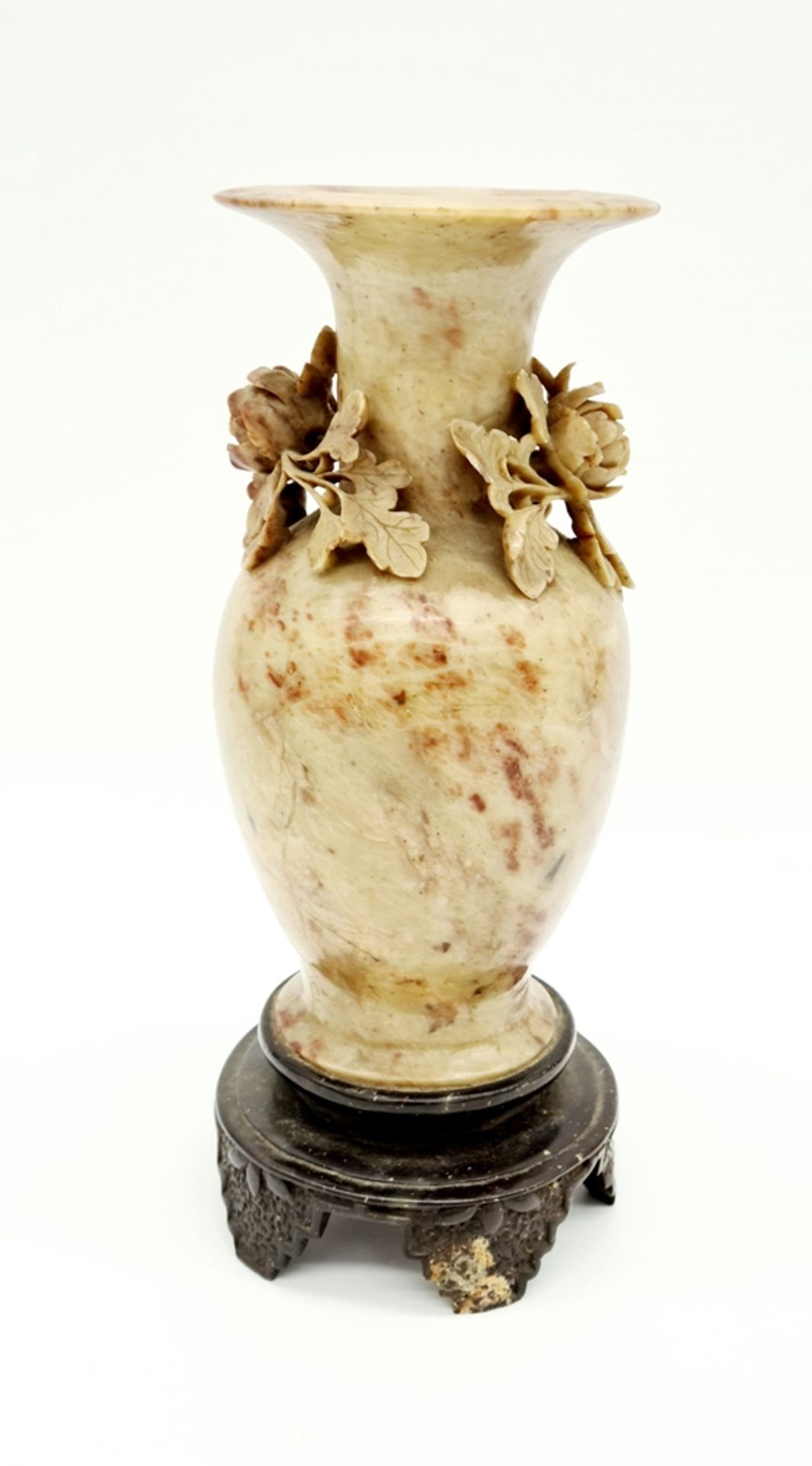 Vase ,Quingtian Stein geschnitzt, Rosen , China, Höhe: 21,5cm - Image 3 of 4