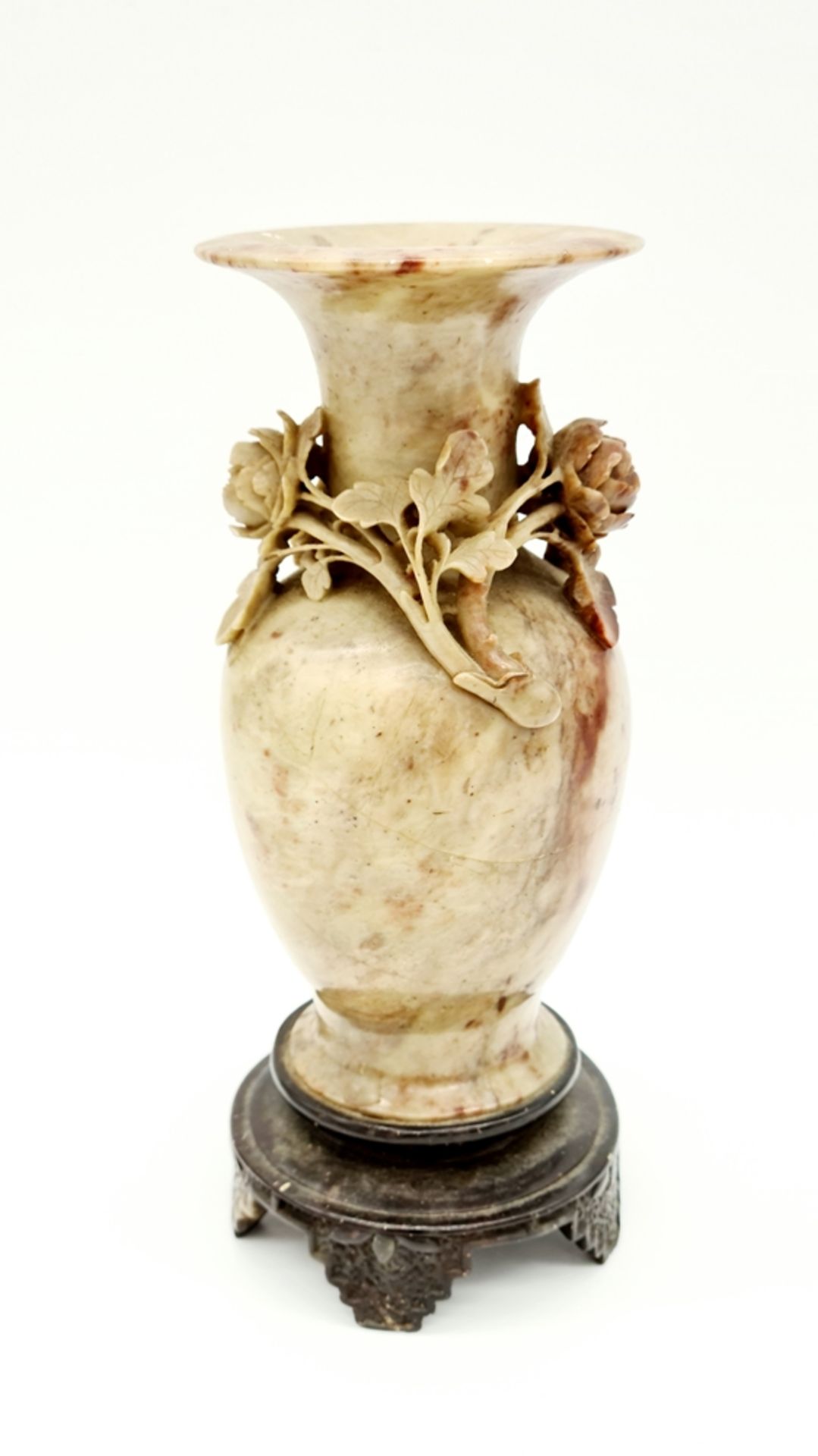 Vase ,Quingtian Stein geschnitzt, Rosen , China, Höhe: 21,5cm