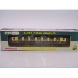 OO Gauge: A WRENN W6101C Pullman Car Number 83 limited edition with white tables - VG/E in VG box