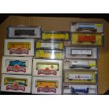 N Gauge: American Outline: A quantity of freight cars by BACHMANN and ATLAS - VG in G/VG boxes (15)