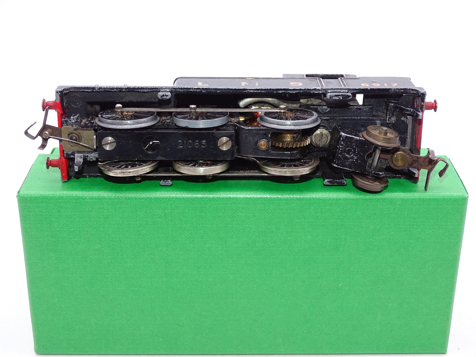 OO Gauge: A HORNBY DUBLO EDL7 (converted to 2-rail) N2 class steam tank locomotive in LMS black - Image 2 of 2