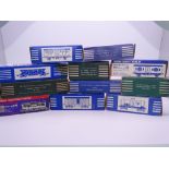 HO Gauge: A quantity of HORNBY-ACHO wagons - G/VG in G/VG boxes (11)