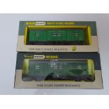 OO Gauge: A pair of rarer WRENN wagons to include: 2 x Utility Vans - W4323 and W4323P VG / E in
