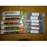 N Gauge: A group of vintage MINITRIX BR coaches as lotted - G in F/G boxes where boxed (11)
