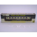 OO Gauge: A WRENN W6001U Pullman Parlour Car 'Ursula' - VG/E in VG box