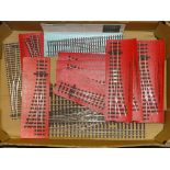 OO Gauge: A tray of vintage WRENN points / pointwork junctions, in TT and OO gauges, both 2-rail and