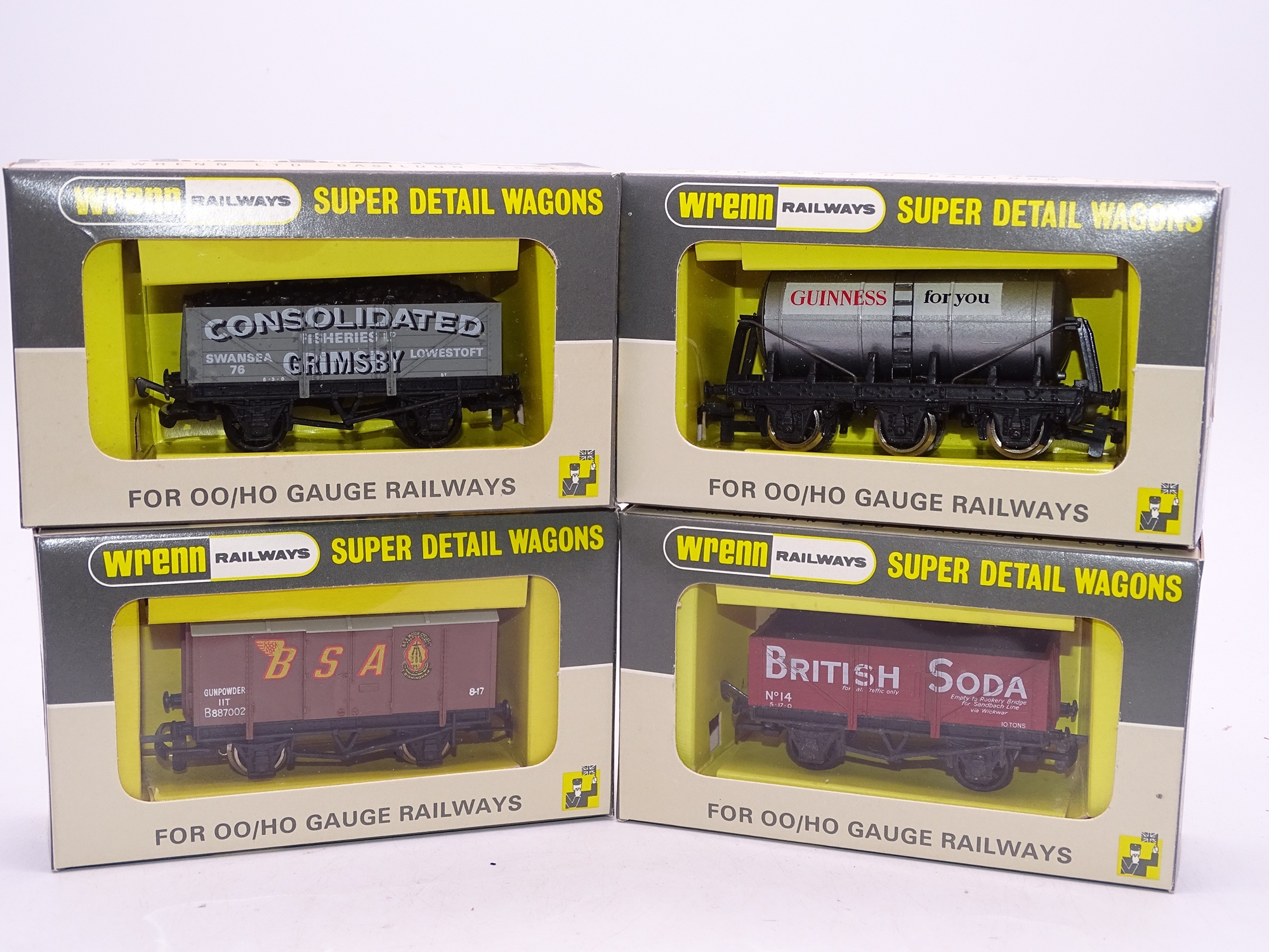 OO Gauge: A group of rare WRENN wagons from the closure period of Basildon, all with pre-Winsford "