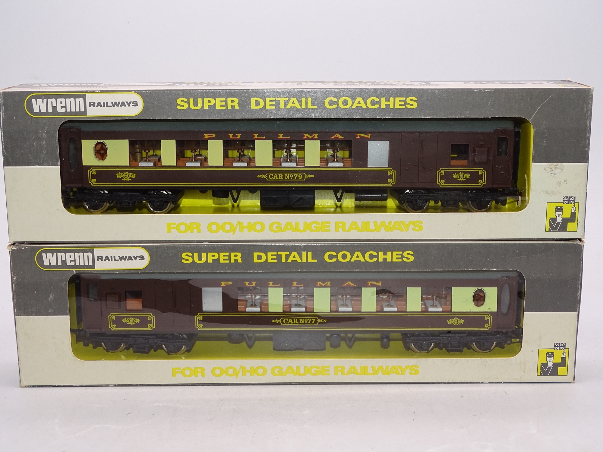 OO Gauge: A pair of WRENN Pullman brake coaches comprising a W6000 Car 77 with white tables and a