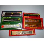 OO Gauge Model Railways: A group of mixed rolling stock by HORNBY, REPLICA and BACHMANN - G in F/G