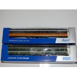 OO Gauge Model Railways: A pair of DAPOL / MARKS MODELS Irish composite coaches in CIE and 'Flying