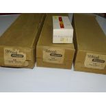 OO Gauge Model Railways: A group of early TRI-ANG embankment pieces in original boxes together