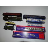 HO Gauge Model Railways: A mixed group of HORNBY ACHO coaches and wagons as lotted - G/VG in G boxes